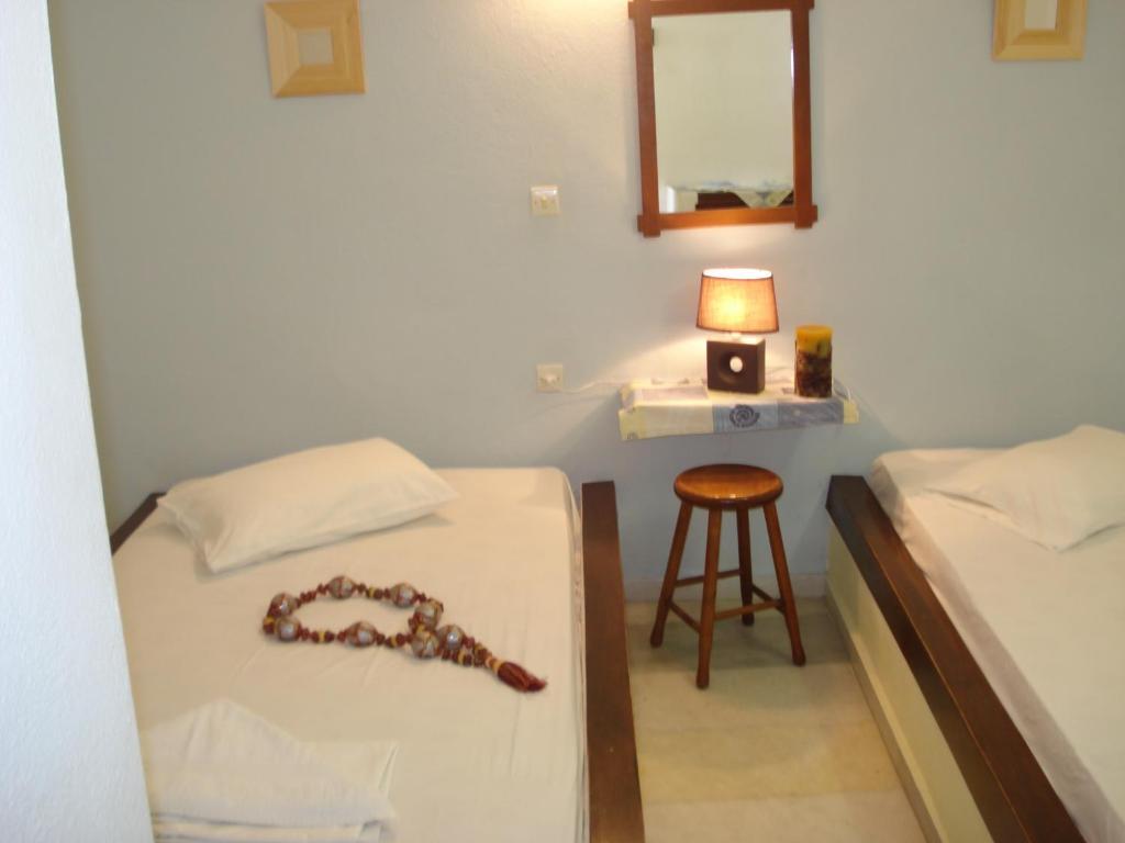 Pension Lagoudera Naxos City Cameră foto